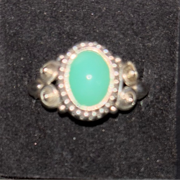 Chrysoprase Ring! Size 8.5. 924 Sterling Silver NWT - Picture 1 of 4